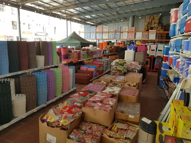 Wholesale Kitchenware & Plastic Storage Containers Collection Model 205 — Kitchenware, Glassware & Household Plastics | AFRIMEKS Foreign Trade