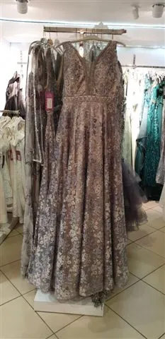 Luxury Evening & Gala Gown Collection Model 7 — Women's Fashion, Evening Gowns, Modest Wear & Hajj Clothing | AFRIMEKS Foreign Trade