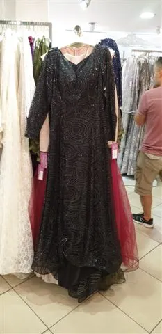 Luxury Evening & Gala Gown Collection Model 62 — Women's Fashion, Evening Gowns, Modest Wear & Hajj Clothing | AFRIMEKS Foreign Trade