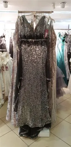 Luxury Evening & Gala Gown Collection Model 80 — Women's Fashion, Evening Gowns, Modest Wear & Hajj Clothing | AFRIMEKS Foreign Trade