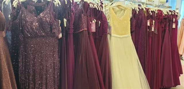 Luxury Evening & Gala Gown Collection Model 84 — Women's Fashion, Evening Gowns, Modest Wear & Hajj Clothing | AFRIMEKS Foreign Trade