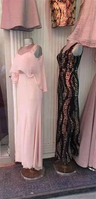 Luxury Evening & Gala Gown Collection Model 9 — Women's Fashion, Evening Gowns, Modest Wear & Hajj Clothing | AFRIMEKS Foreign Trade