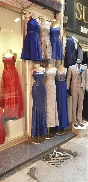 Luxury Evening & Gala Gown Collection Model 95 — Women's Fashion, Evening Gowns, Modest Wear & Hajj Clothing | AFRIMEKS Foreign Trade