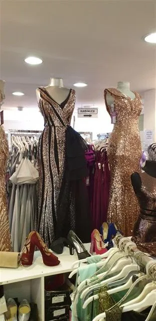 Luxury Evening & Gala Gown Collection Model 35 — Women's Fashion, Evening Gowns, Modest Wear & Hajj Clothing | AFRIMEKS Foreign Trade
