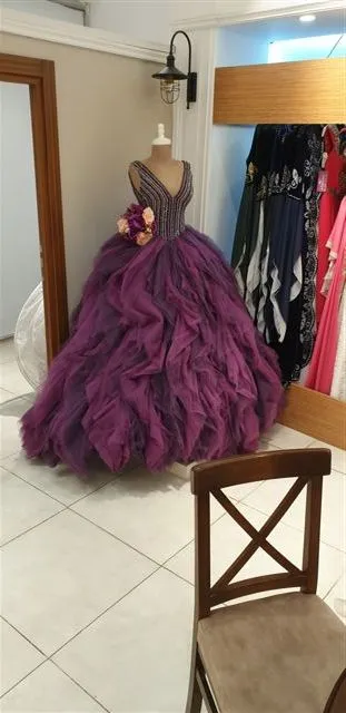 Luxury Evening & Gala Gown Collection Model 13 — Women's Fashion, Evening Gowns, Modest Wear & Hajj Clothing | AFRIMEKS Foreign Trade