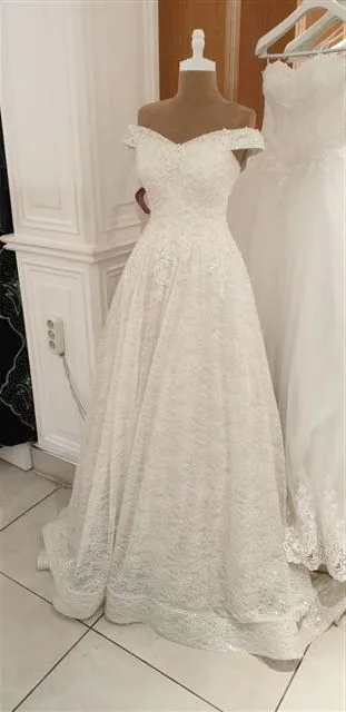Luxury Evening & Gala Gown Collection Model 34 — Women's Fashion, Evening Gowns, Modest Wear & Hajj Clothing | AFRIMEKS Foreign Trade