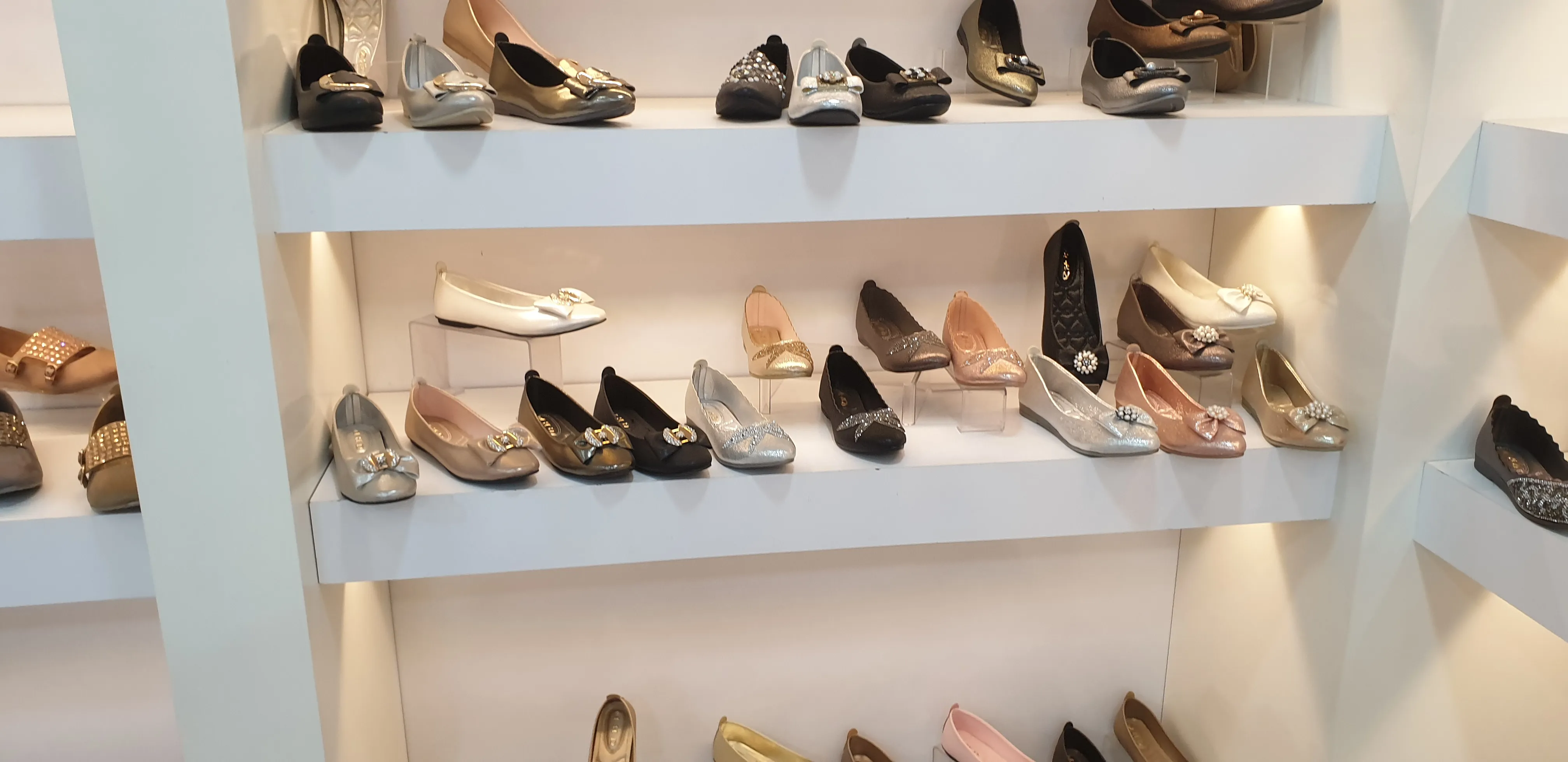 Genuine Leather & Suede Casual Export Shoes Model 92 — Casual, Bridal & Formal Evening Footwear Collections | AFRIMEKS Foreign Trade