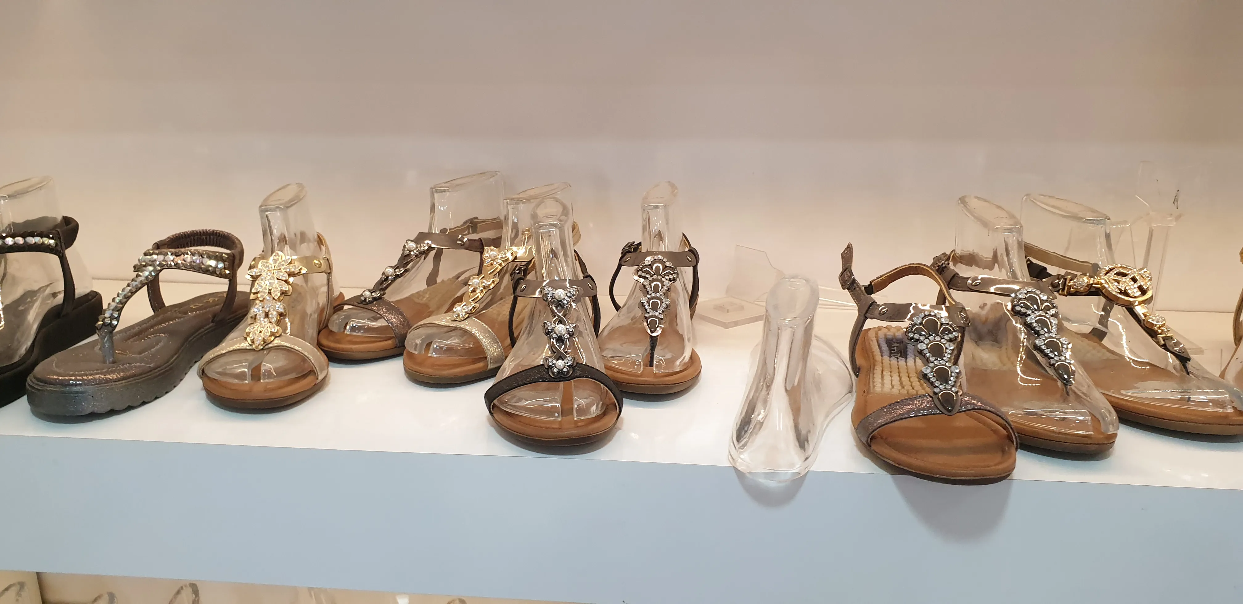 Genuine Leather & Suede Casual Export Shoes Model 39 — Casual, Bridal & Formal Evening Footwear Collections | AFRIMEKS Foreign Trade