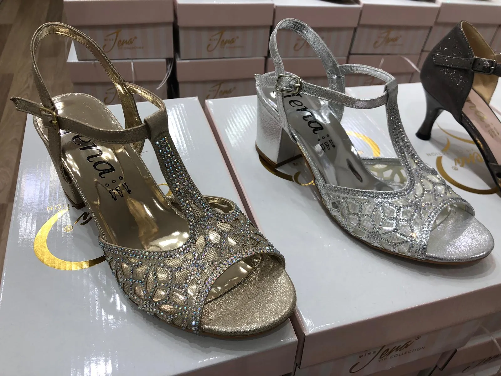 Luxury Stone Embellished Bridal & Evening Shoes Model 40 — Casual, Bridal & Formal Evening Footwear Collections | AFRIMEKS Foreign Trade