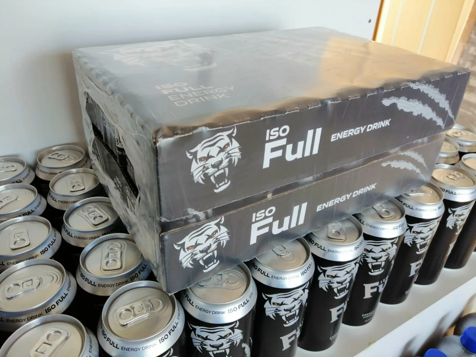 Locca & Full Fruit Carbonated Soft Drink & Energy Drink (250ml) Model 20 — Food, Pulses & Fast-Moving Consumer Goods | AFRIMEKS Foreign Trade